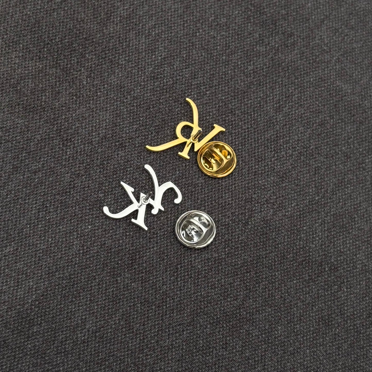 pins2